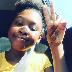 Meet your Posher, Arielle